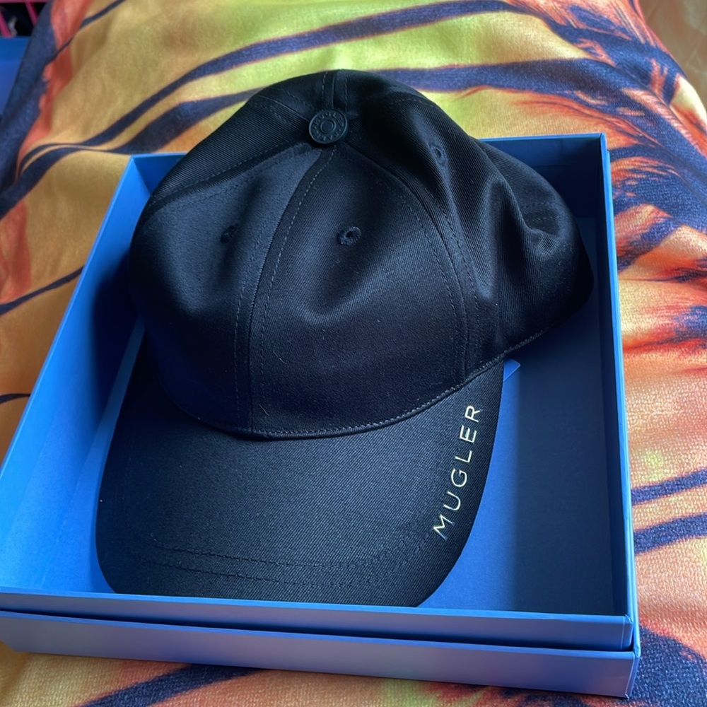 NWT Mugler Sold Out online: 1999 black baseball cap